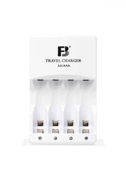 Cargador de Pilas Recargables + 4 Pilas AA